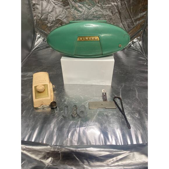 Vintage 1960 Singer Button Holer Sewing Machine Attachment in Case. not tested - Picture 1 of 1